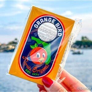 Disney EPCOT Prize Orange Bird Corn Hole Bag Toss Flower Garden Festival New Box
